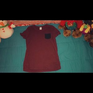 Maroon pink t-shirt